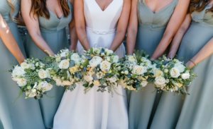 Kendalls_WeddingFlowers _Bridesmaidsbouquets
